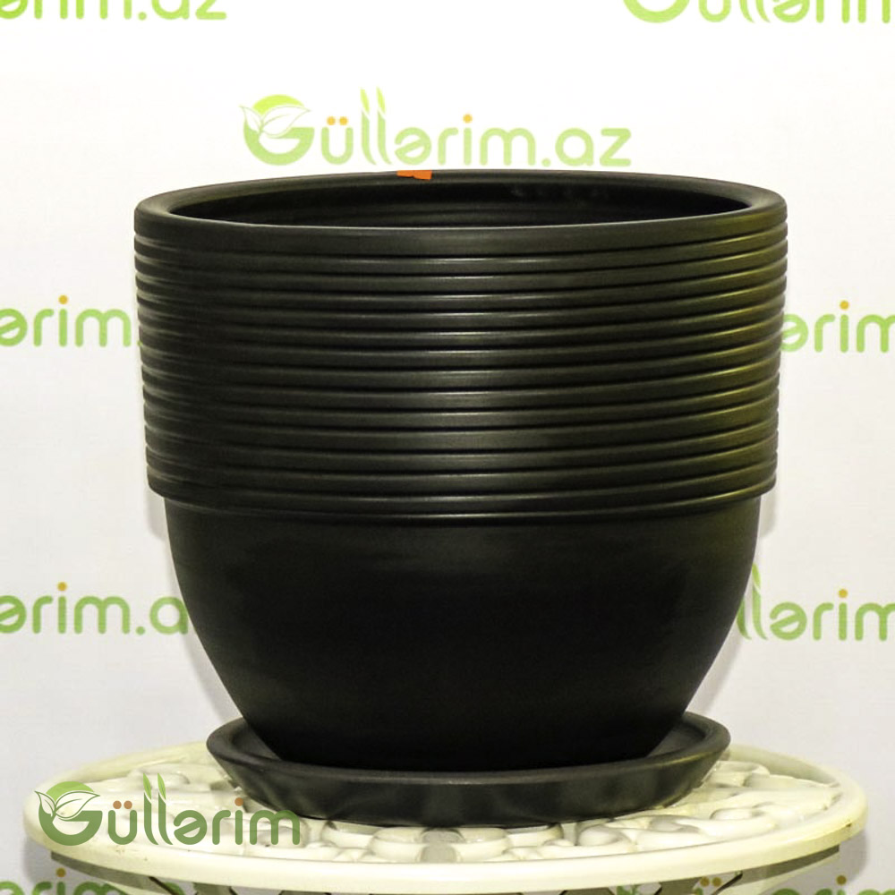 Mat Qara Üfüqi Xətli Plastik  Dibçək